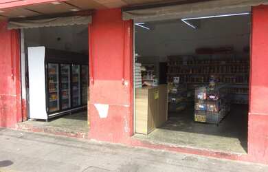 Imagem: O depósito possui 360m² de Área e está localizado em Centro