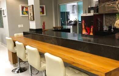 Imagem: A casa em condomínio possui 3 Dormitórios, 4 Banheiros, 4