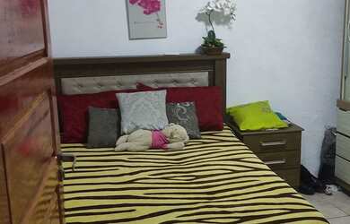 Imagem: A casa possui 2 Dormitórios, 1 Banheiro, 70m² de Área e