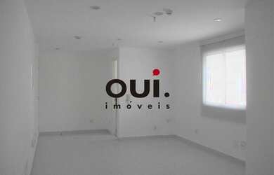 Imagem: O depósito possui 1 Vaga na garagem, 34m² de Área e está