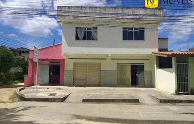 Imagem: A casa possui 2 Dormitórios, 4 Banheiros, 5 Vagas na garagem