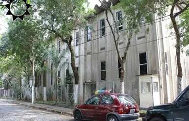 Imagem: O depósito possui 2.194m² de Área e está localizado em