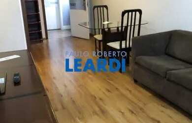 Imagem: O studio possui 1 Dormitório, 1 Banheiro, 1 Vaga na garagem