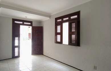 Imagem 7: Casa em Condominio com 220m² por R$ 1500,00 370,00 de condomínio. Messejana/...