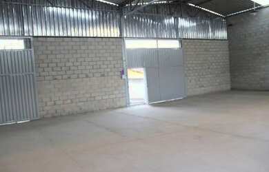 Imagem 8: Vendo Galpao Centro Betim 22 frente x 15 m mesanino com 4 salas 2 banheiros