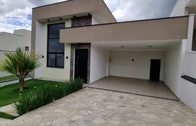 Imagem: A casa em condomínio possui 3 Dormitórios, 4 Banheiros, 4