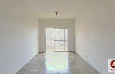 Imagem: O apartamento possui 3 Dormitórios, 2 Banheiros, 2 Vagas na