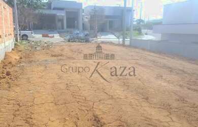 Imagem: Terreno no Condomínio Terras do Vale com 300m² Totalmente