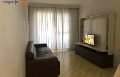 Imagem: O apartamento possui 2 Dormitórios, 2 Banheiros, 2 Vagas na