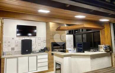 Imagem: O apartamento na cobertura possui 3 Dormitórios, 3 Banheiros