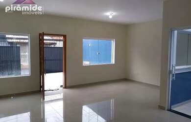 Imagem: A casa possui 3 Dormitórios, 3 Banheiros, 3 Vagas na garagem