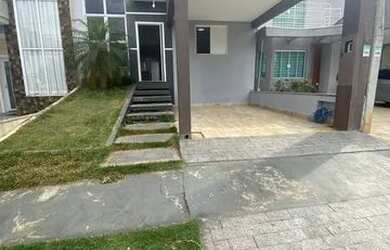 Imagem: A casa em condomínio para alugar possui 3 Dormitórios, 1 Banheiro