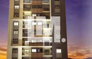 Imagem: O apartamento possui 1 Dormitório, 2 Banheiros, 1 Vaga na garagem