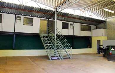 Imagem 5: Vendo Galpao Centro Betim 22 frente x 15 m mesanino com 4 salas 2 banheiros