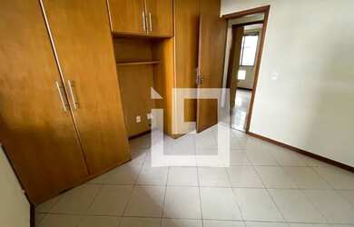 Imagem: O apartamento possui 3 Dormitórios, 3 Banheiros, 2 Vagas na