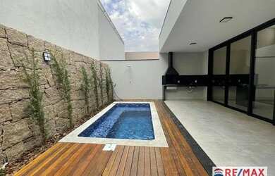 Imagem: A casa em condomínio possui 3 Dormitórios, 5 Banheiros, 4