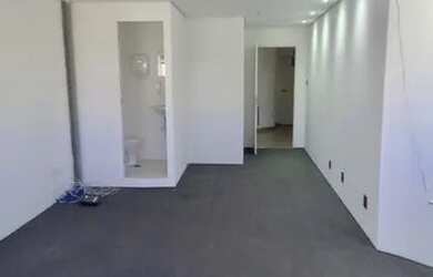 Imagem: O depósito possui 66m² de Área e está localizado em Barra