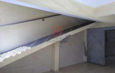 Imagem: A casa possui 3 Dormitórios, 3 Banheiros, 2 Vagas na garagem