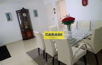 Imagem: O apartamento possui 3 Dormitórios, 1 Banheiro, 1 Vaga na garagem