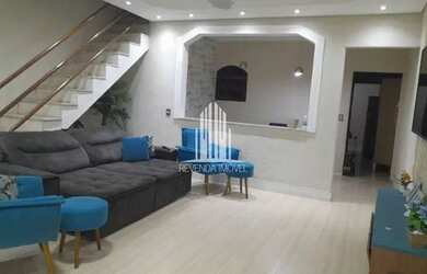 Imagem: A casa possui 4 Dormitórios, 4 Banheiros, 2 Vagas na garagem