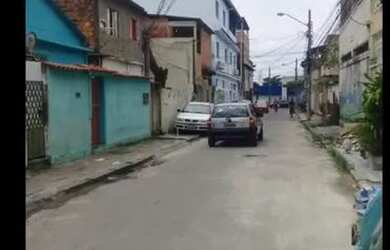 Imagem 5: 2Casas por 70 mil no mesmo quintal na vila Kennedy