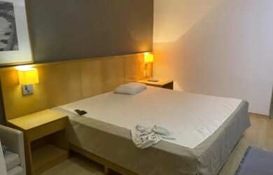 Imagem: O apartamento possui 1 Dormitório e 1 Banheiro e está localizado