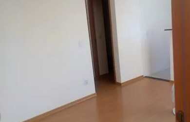 Imagem: O apartamento para alugar possui 2 Dormitórios, 1 Banheiro