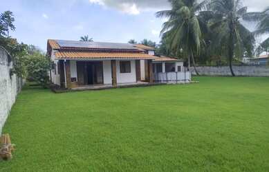 Imagem 2: Oportunidade Casa com 2 Terrenos, Frente a Praia, 5/4, Cond. Fechado,...