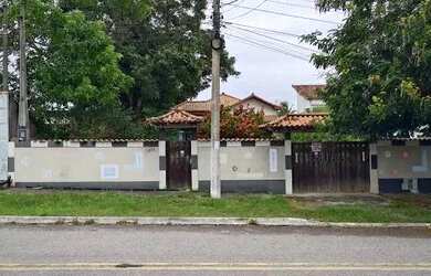 Imagem: A casa possui 2 Dormitórios, 1 Banheiro, 5 Vagas na garagem