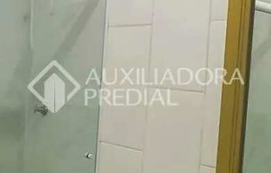 Imagem 6: apartamento amplo três quartos cozinha copa frente ensolarado