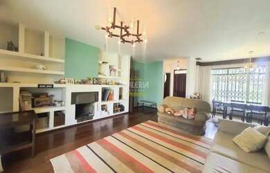 Imagem 2: CASA no AMÉRICA com 3 quartos para VENDA, 211 m²