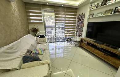 Imagem: O apartamento possui 3 Dormitórios, 3 Banheiros, 2 Vagas na