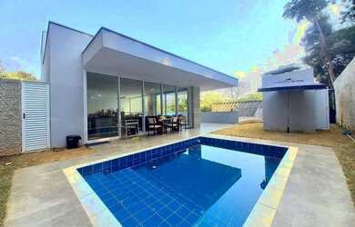 Imagem: A casa em condomínio à venda possui 2 Dormitórios, 2 Banheiros