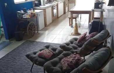 Imagem: O apartamento possui 2 Dormitórios, 2 Banheiros, 2 Vagas na