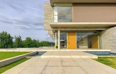 Imagem 7: Sobrado à venda com 6 suítes na Condomínio Quinta da Baroneza II em Bragança Paulista