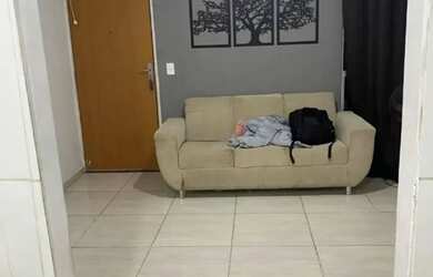 Imagem: A casa possui 2 Dormitórios, 1 Banheiro, 1 Vaga na garagem