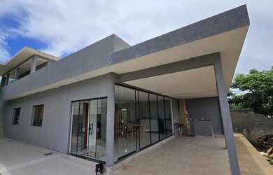 Imagem 9: Vendo ou troco casa. Churrasqueira, Varanda, 1.300m² de Áreae5 Vagas...