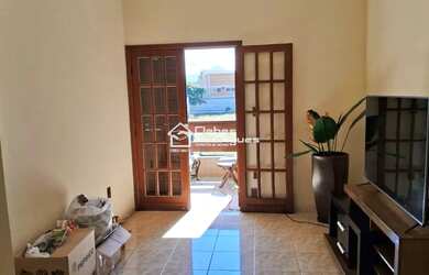 Imagem: A casa possui 4 Dormitórios, 3 Banheiros e 432m² de Área