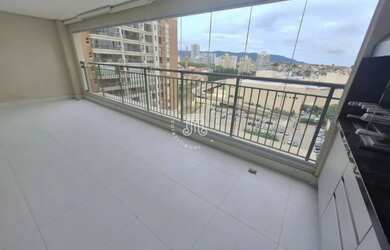 Imagem: O apartamento possui 4 Dormitórios, 5 Banheiros, 3 Vagas na