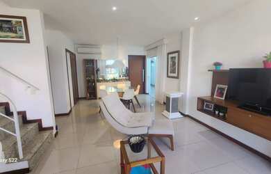 Imagem 2: Casa com 4 suítes, 3 vagas no condomínio Palmeiras Laggon em Cabo Frio...