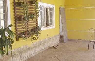 Imagem: A casa em condomínio possui 2 Dormitórios, 1 Banheiro, 160m²