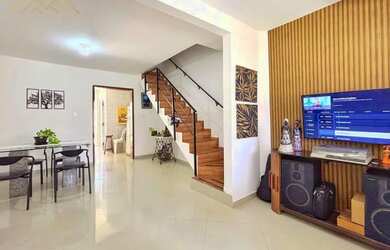 Imagem: A casa possui 2 Dormitórios, 1 Banheiro, 1 Vaga na garagem