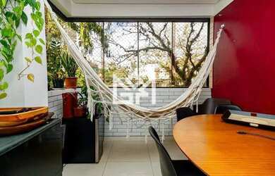 Imagem: O apartamento possui 3 Dormitórios, 2 Banheiros, 2 Vagas na