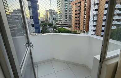 Imagem: O apartamento possui 3 Dormitórios, 2 Banheiros, 1 Vaga na