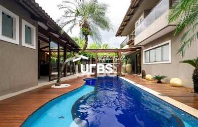 Imagem: A casa em condomínio possui 4 Dormitórios, 5 Banheiros, 4