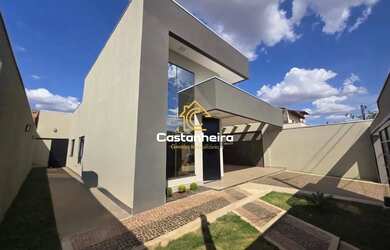 Imagem: A casa possui 3 Dormitórios, 4 Banheiros, 4 Vagas na garagem