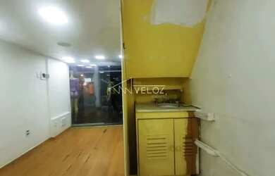 Imagem: O depósito possui 21m² de Área e está localizado em Centro