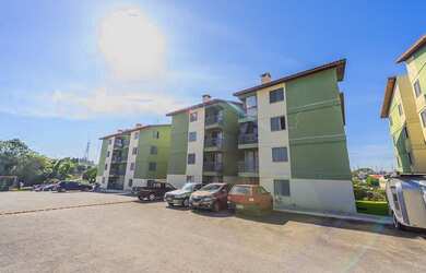 Imagem: O apartamento possui 3 Dormitórios, 1 Banheiro, 1 Vaga na garagem