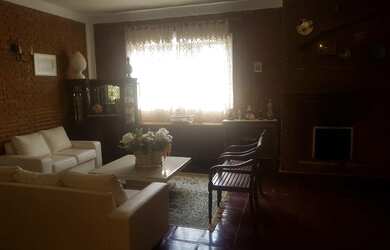 Imagem 5: Casa de condomínio. Piscina, Churrasqueira, VarandaeLareira