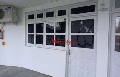 Imagem: O depósito possui 43m² de Área e está localizado em Centro